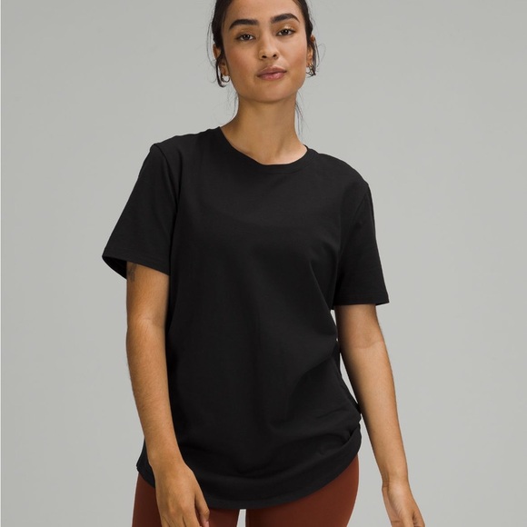 lululemon athletica Tops - Love Crewneck Tee